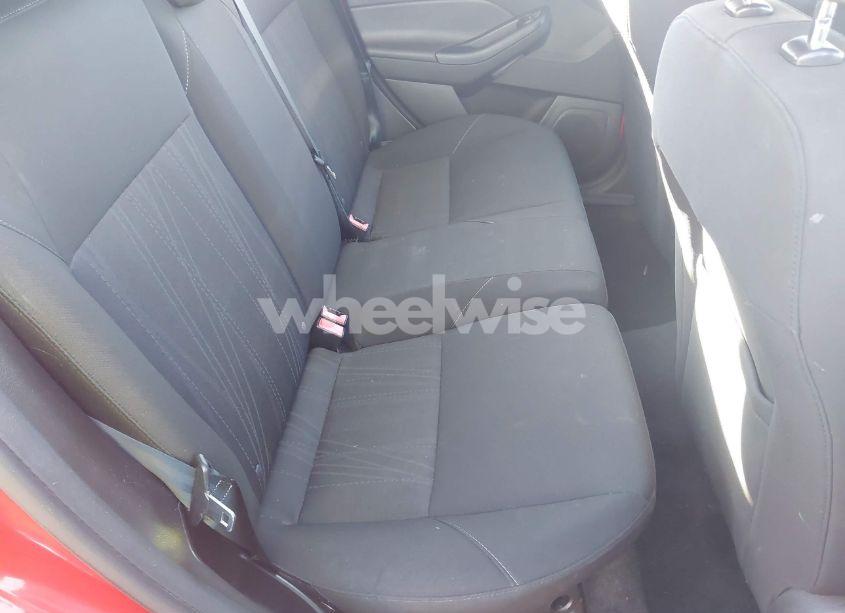 Photo 8 of 2016 Ford Focus SE (VIN 1FADP3K21GL290972)