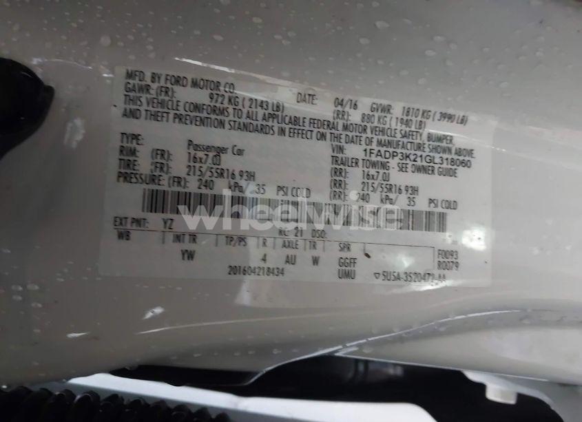 Photo 9 of 2016 Ford Focus SE (VIN 1FADP3K21GL318060)