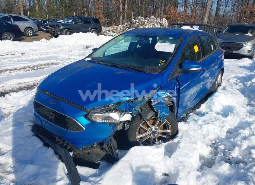 Photo 2 of 2016 Ford Focus SE (VIN 1FADP3K21GL335652)