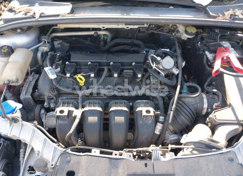 Photo 10 of 2016 Ford Focus SE (VIN 1FADP3K21GL338941)