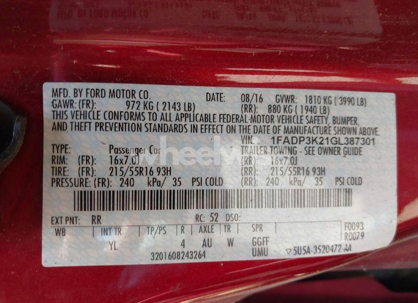 Photo 9 of 2016 Ford Focus SE (VIN 1FADP3K21GL387301)