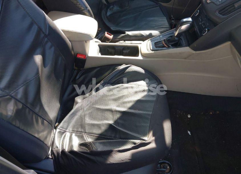 Photo 4 of 2016 Ford Focus SE (VIN 1FADP3K21GL393180)