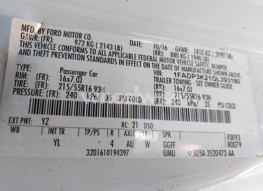 Photo 8 of 2016 Ford Focus SE (VIN 1FADP3K21GL393180)