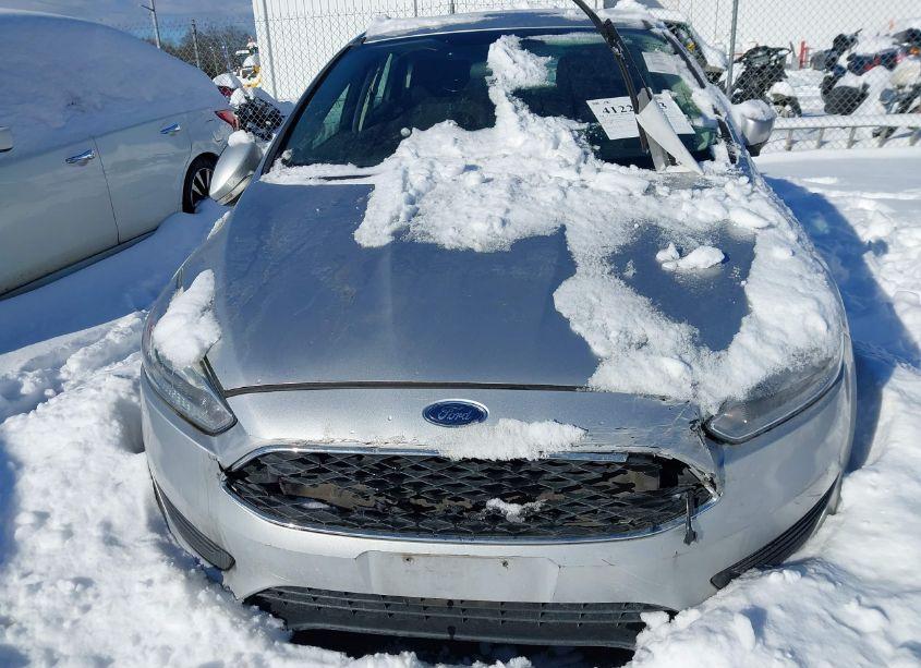 Photo 6 of 2017 Ford Focus SE (VIN 1FADP3K21HL203248)