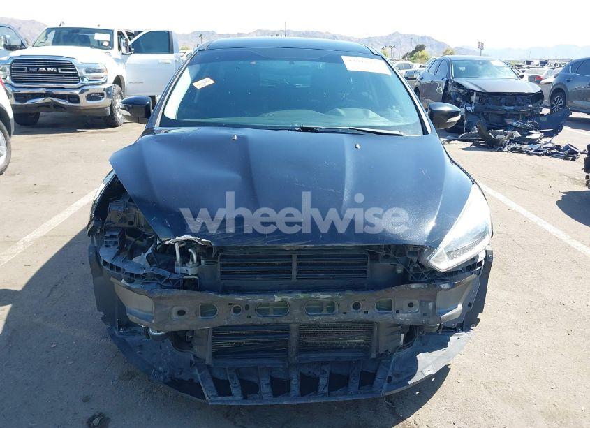 Photo 12 of 2017 Ford Focus SE (VIN 1FADP3K21HL245709)