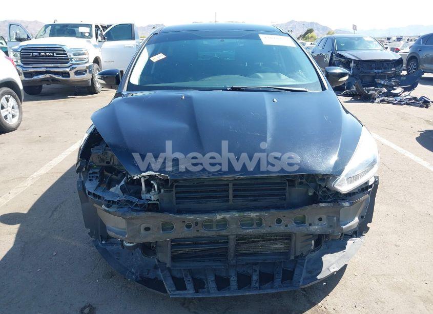 Photo 6 of 2017 Ford Focus SE (VIN 1FADP3K21HL245709)