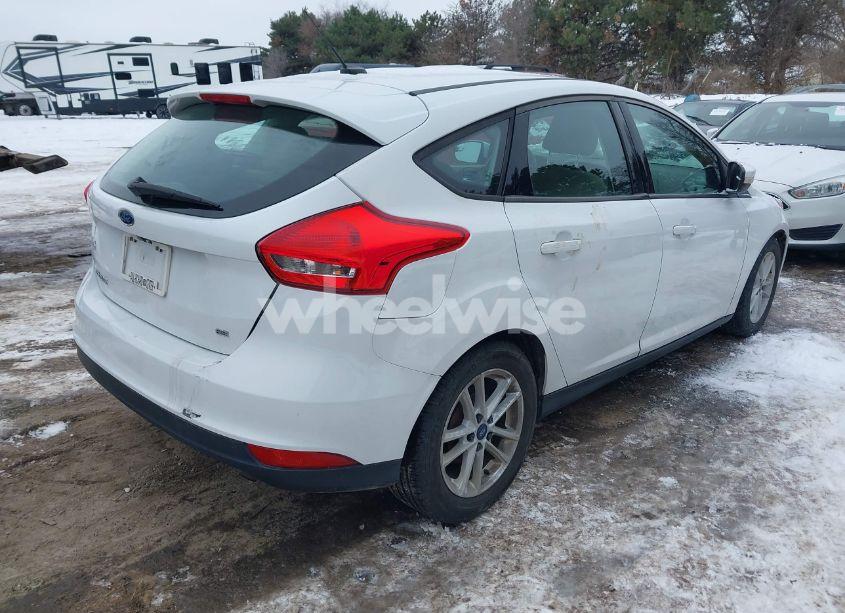 Photo 4 of 2017 Ford Focus SE (VIN 1FADP3K21HL259450)