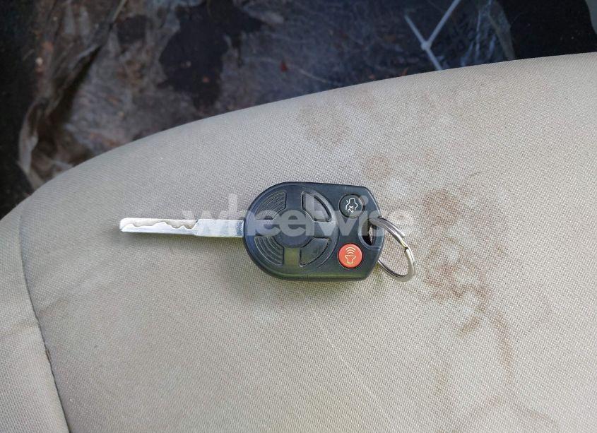 Photo 11 of 2017 Ford Focus SE (VIN 1FADP3K21HL259559)