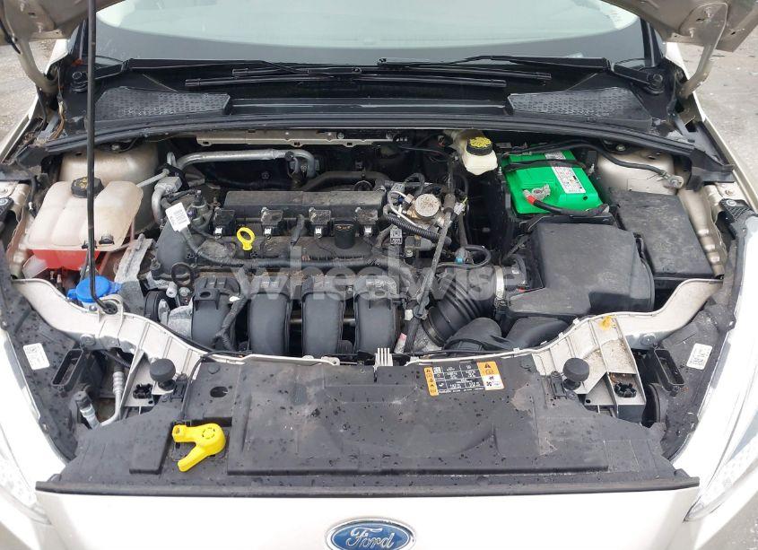 Photo 10 of 2017 Ford Focus SE (VIN 1FADP3K21HL262395)