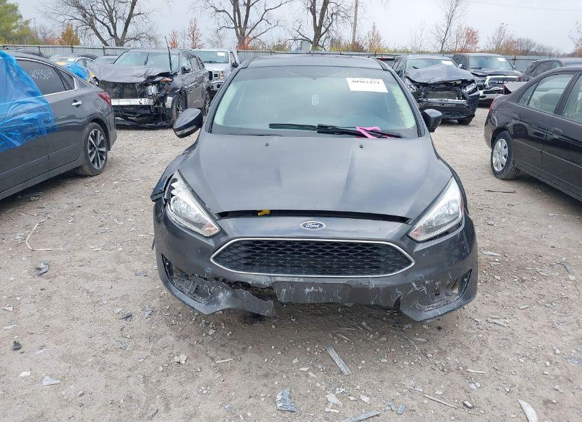 Photo 6 of 2017 Ford Focus SE (VIN 1FADP3K21HL335751)