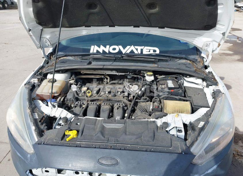 Photo 10 of 2017 Ford Focus SE (VIN 1FADP3K21HL347348)