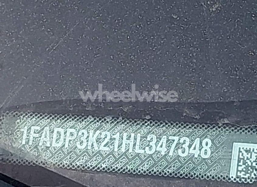 Photo 17 of 2017 Ford Focus SE (VIN 1FADP3K21HL347348)