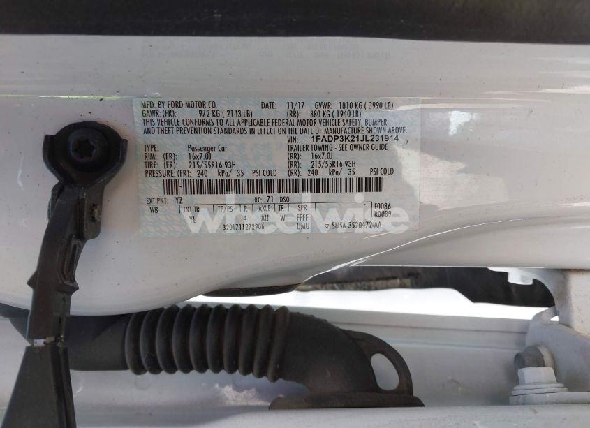 Photo 9 of 2018 Ford Focus SE (VIN 1FADP3K21JL231914)