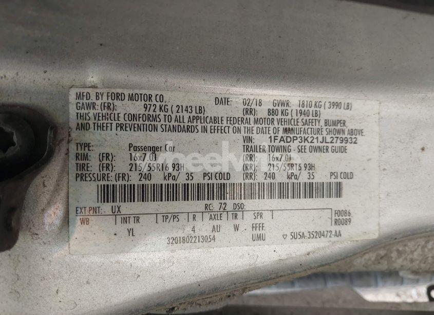 Photo 9 of 2018 Ford Focus SE (VIN 1FADP3K21JL279932)