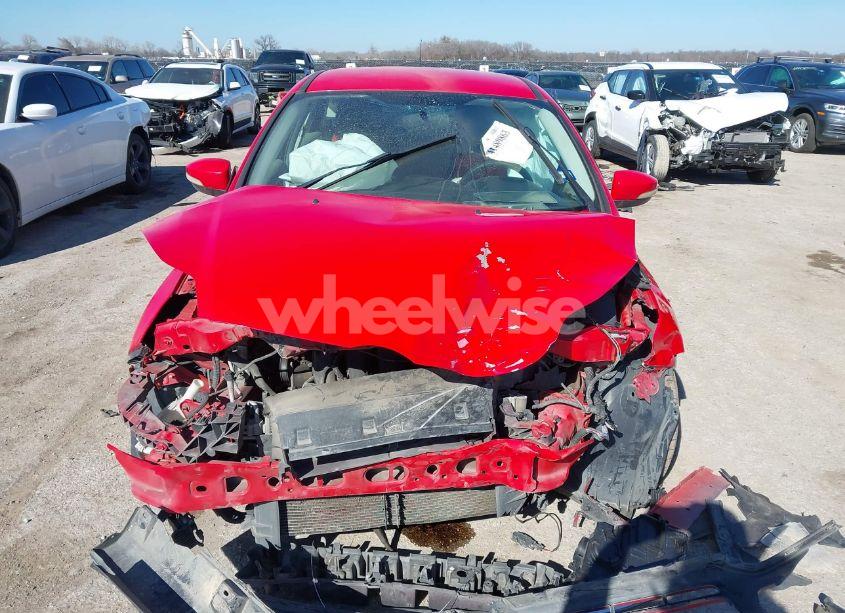 Photo 12 of 2013 Ford Focus SE (VIN 1FADP3K22DL133298)
