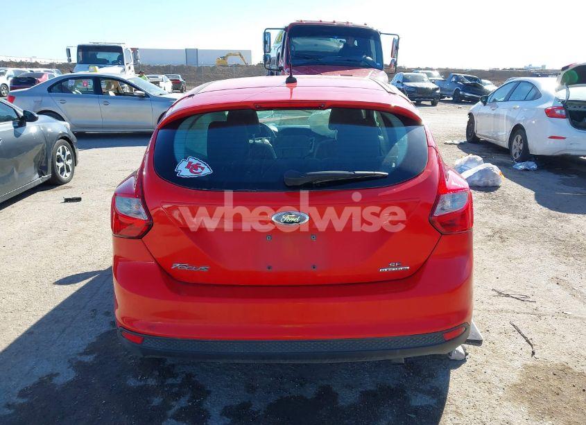 Photo 16 of 2013 Ford Focus SE (VIN 1FADP3K22DL133298)