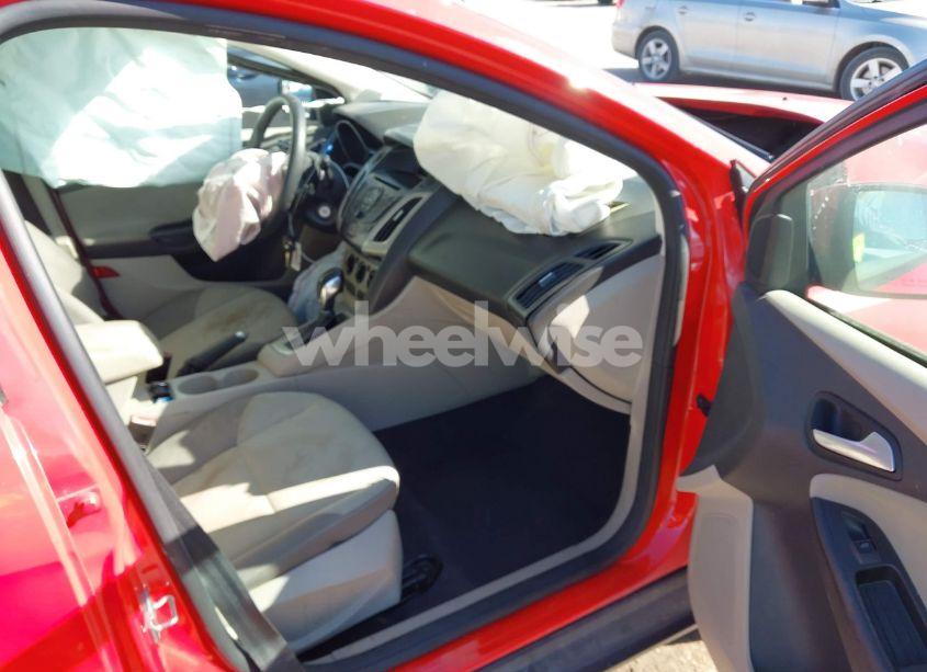 Photo 5 of 2013 Ford Focus SE (VIN 1FADP3K22DL133298)