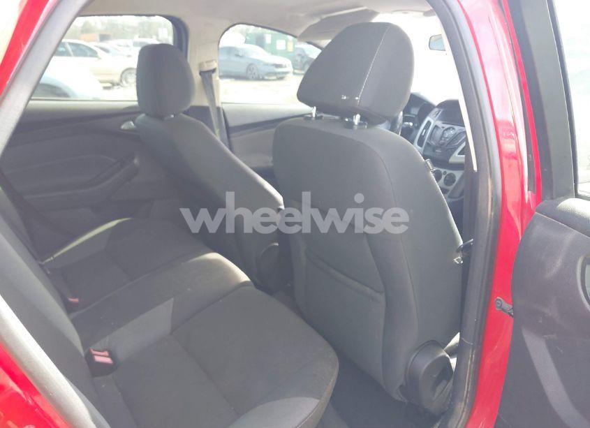 Photo 8 of 2013 Ford Focus SE (VIN 1FADP3K22DL155348)