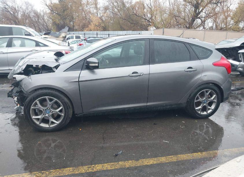 Photo 14 of 2013 Ford Focus SE (VIN 1FADP3K22DL204550)