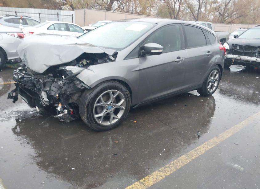 Photo 2 of 2013 Ford Focus SE (VIN 1FADP3K22DL204550)