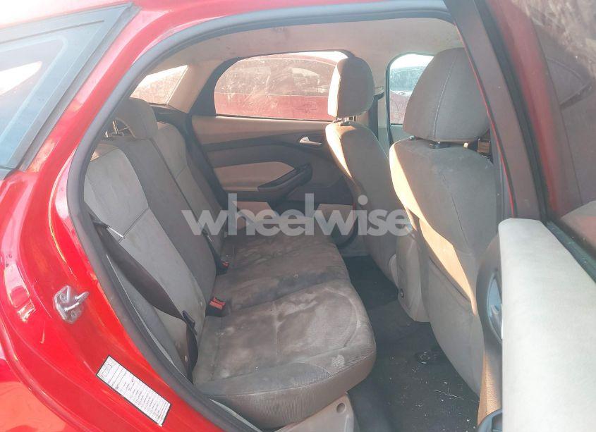 Photo 8 of 2013 Ford Focus SE (VIN 1FADP3K22DL237774)