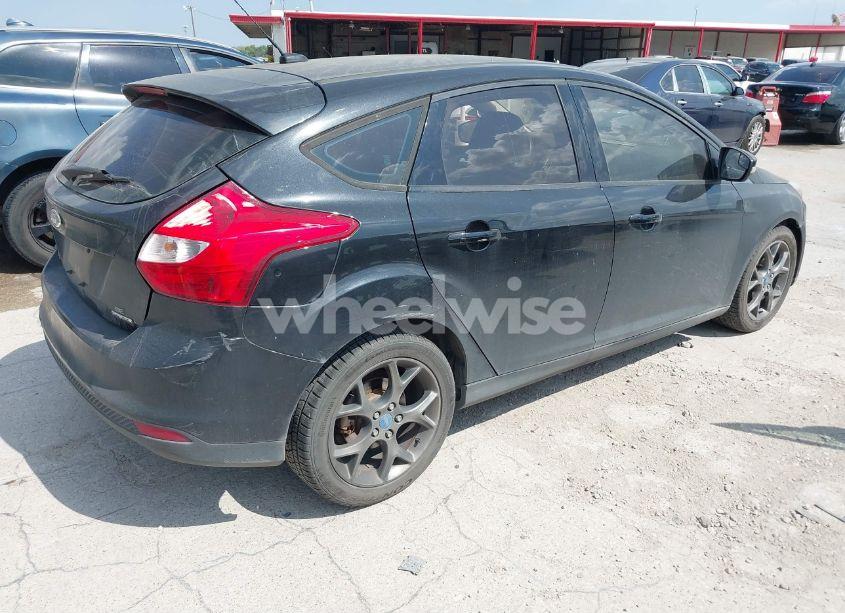Photo 4 of 2013 Ford Focus SE (VIN 1FADP3K22DL253652)