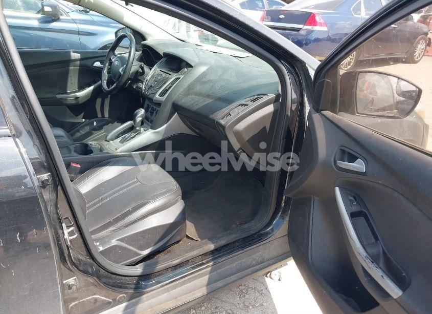 Photo 5 of 2013 Ford Focus SE (VIN 1FADP3K22DL253652)