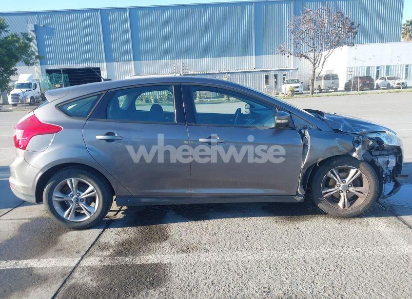 Photo 13 of 2013 Ford Focus SE (VIN 1FADP3K22DL286439)