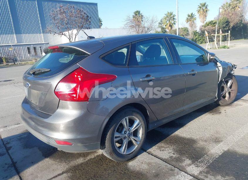 Photo 4 of 2013 Ford Focus SE (VIN 1FADP3K22DL286439)