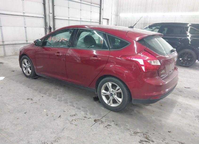 Photo 3 of 2014 Ford Focus SE (VIN 1FADP3K22EL127888)