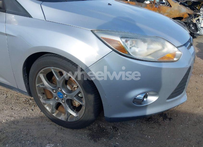 Photo 6 of 2014 Ford Focus SE (VIN 1FADP3K22EL151284)
