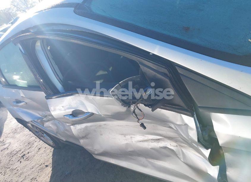 Photo 12 of 2014 Ford Focus SE (VIN 1FADP3K22EL159305)