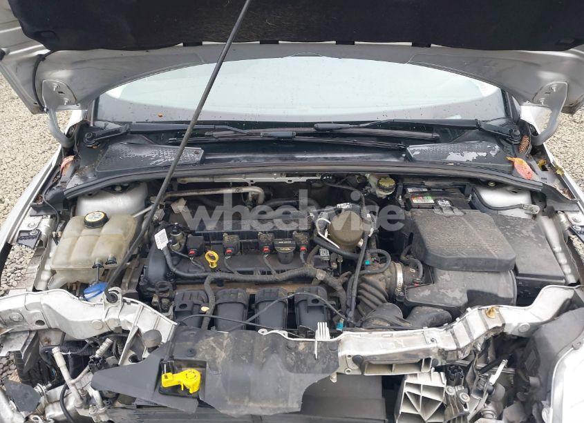 Photo 10 of 2014 Ford Focus SE (VIN 1FADP3K22EL197889)