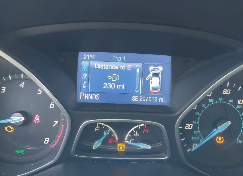 Photo 16 of 2014 Ford Focus SE (VIN 1FADP3K22EL205229)