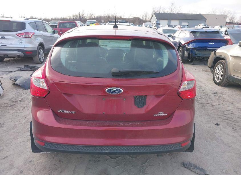 Photo 17 of 2014 Ford Focus SE (VIN 1FADP3K22EL205229)