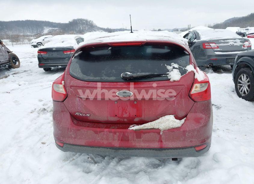 Photo 16 of 2014 Ford Focus SE (VIN 1FADP3K22EL245360)