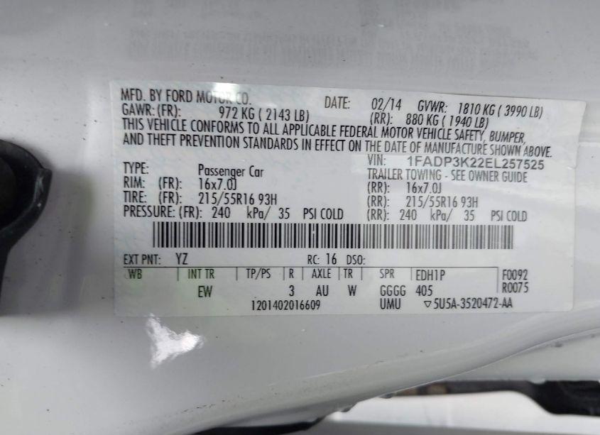 Photo 9 of 2014 Ford Focus SE (VIN 1FADP3K22EL257525)