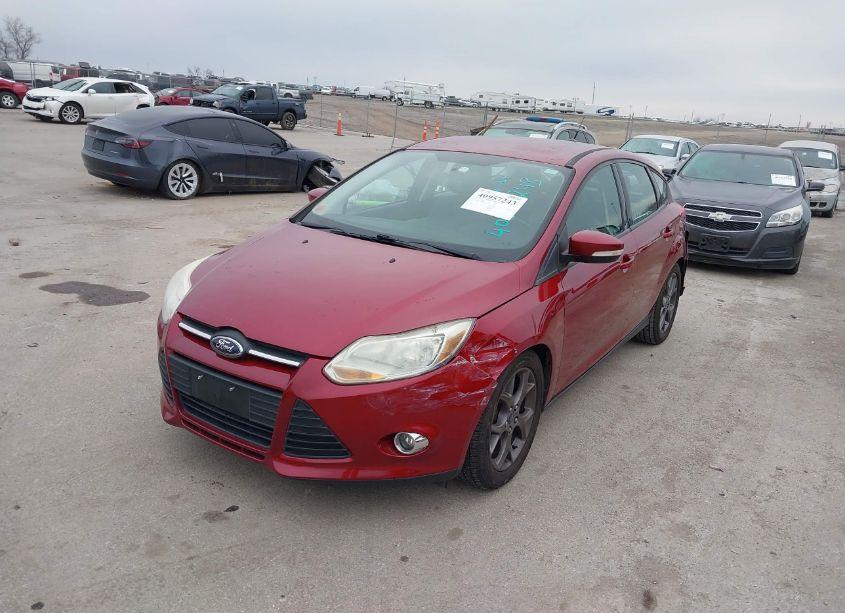 Photo 12 of 2014 Ford Focus SE (VIN 1FADP3K22EL279816)