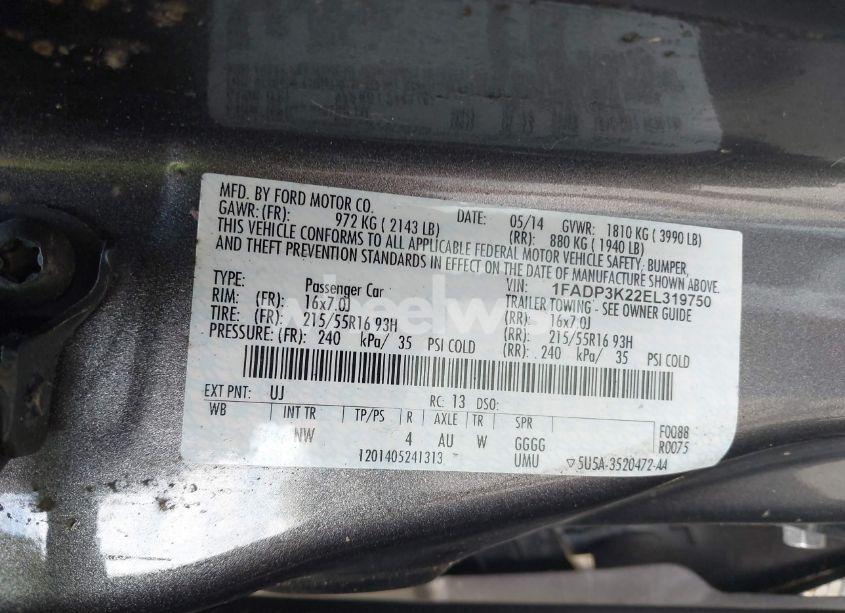 Photo 9 of 2014 Ford Focus SE (VIN 1FADP3K22EL319750)