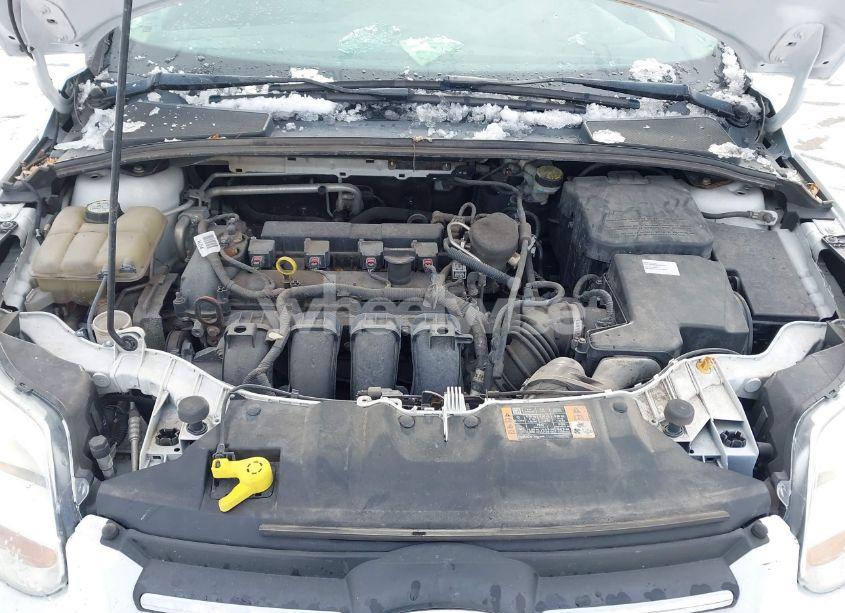 Photo 10 of 2014 Ford Focus SE (VIN 1FADP3K22EL325452)