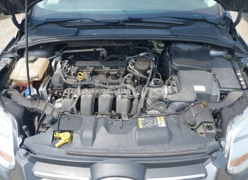 Photo 10 of 2014 Ford Focus SE (VIN 1FADP3K22EL326648)