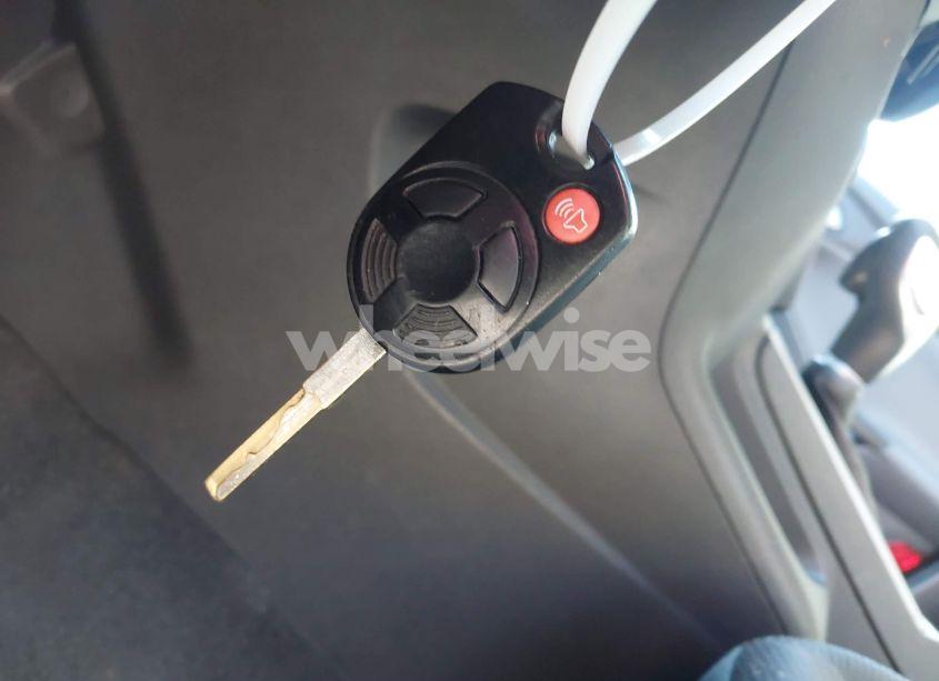 Photo 11 of 2014 Ford Focus SE (VIN 1FADP3K22EL327833)