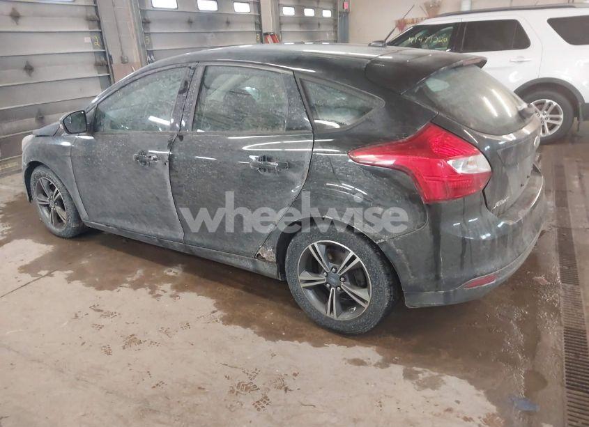 Photo 3 of 2014 Ford Focus SE (VIN 1FADP3K22EL328612)