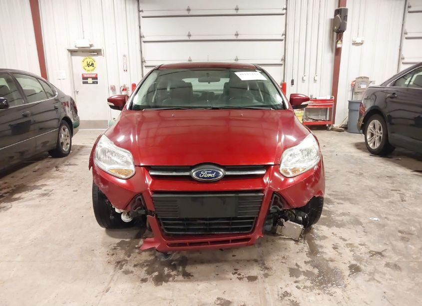 Photo 12 of 2014 Ford Focus SE (VIN 1FADP3K22EL399275)