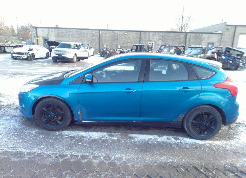 Photo 14 of 2014 Ford Focus SE (VIN 1FADP3K22EL408251)