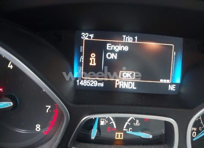Photo 15 of 2015 Ford Focus SE (VIN 1FADP3K22FL203692)