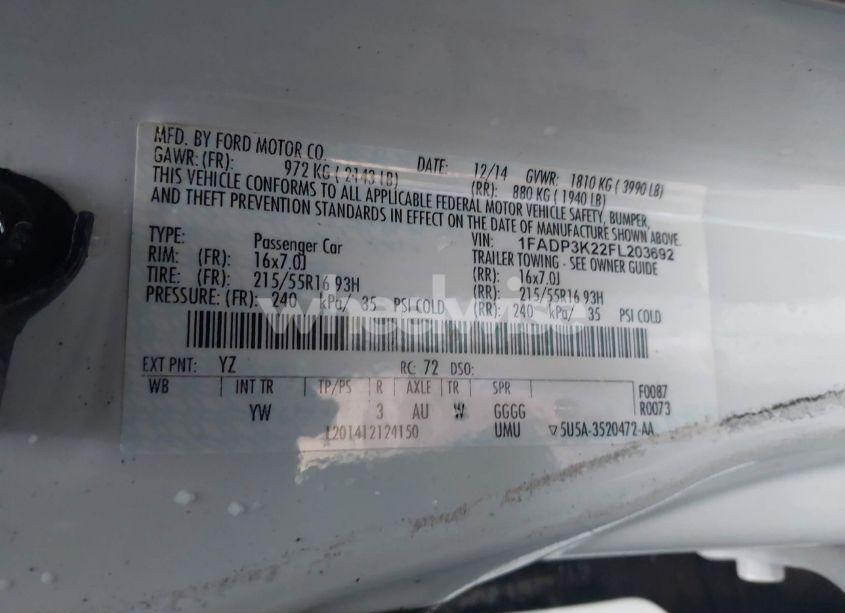 Photo 9 of 2015 Ford Focus SE (VIN 1FADP3K22FL203692)