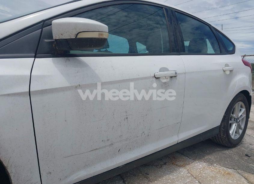 Photo 6 of 2016 Ford Focus SE (VIN 1FADP3K22GL213513)