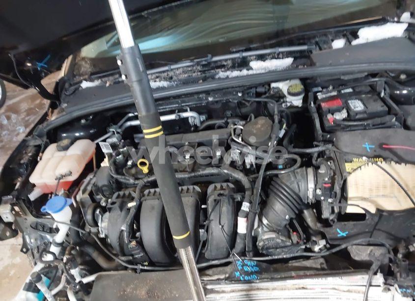 Photo 10 of 2016 Ford Focus SE (VIN 1FADP3K22GL309495)