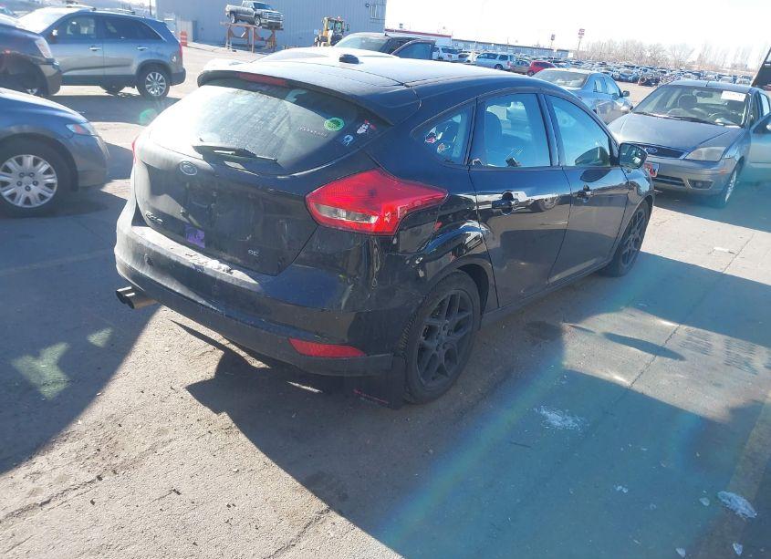 Photo 4 of 2016 Ford Focus SE (VIN 1FADP3K22GL326720)